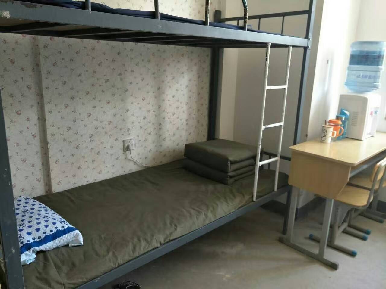 ѧУ豸