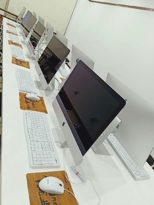 žҵUIѵĿѰ